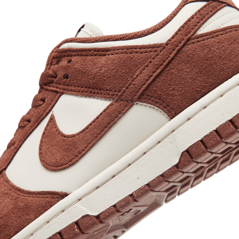 Dunk-Low-Next-Nature-Red-Sepia-נעלי-דאנק-3.png