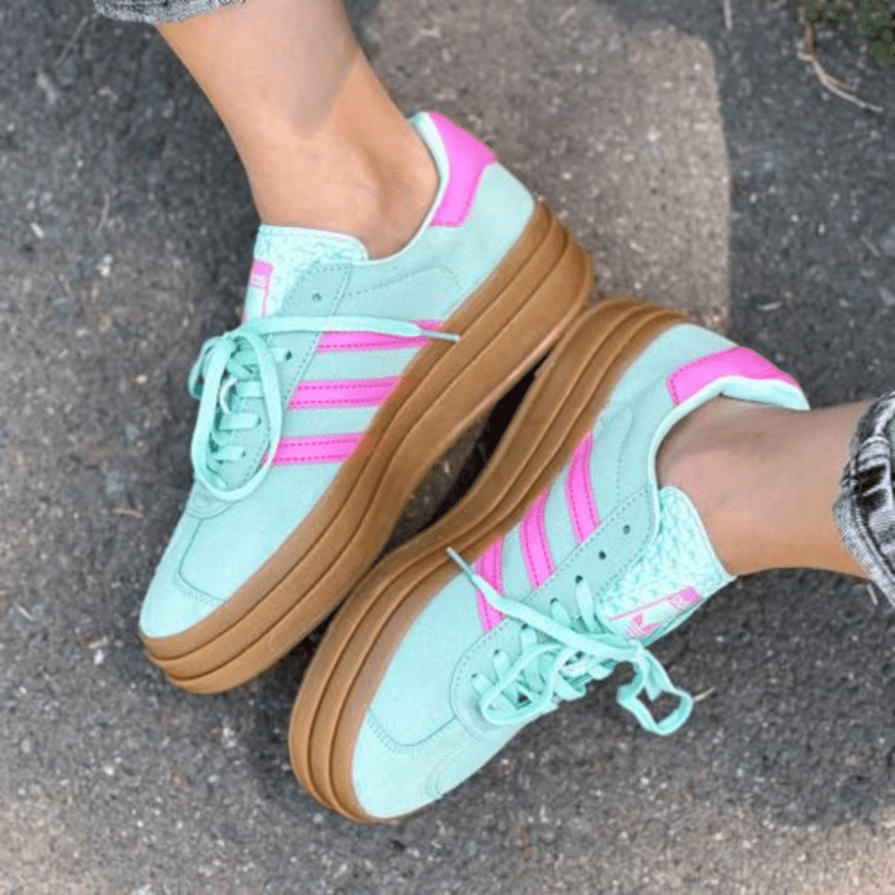 Spezial-black-1000-5.png