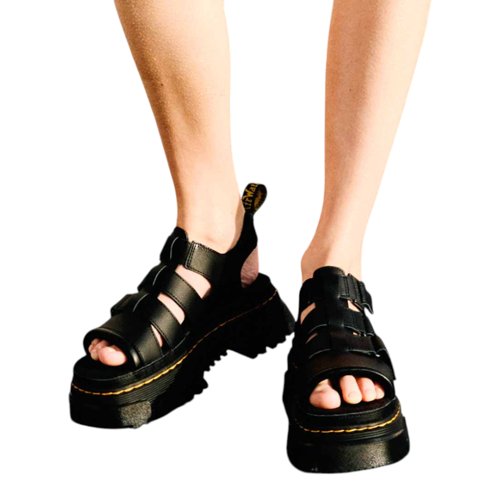 Dr. Martens סנדלי פלטפורמה שחורים לנשים – שלוש רצועות